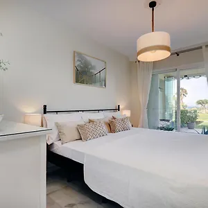 apt-la-cala-gorgeous-2-bedroom-with-stunning-gardens.1costadelsol.com/
